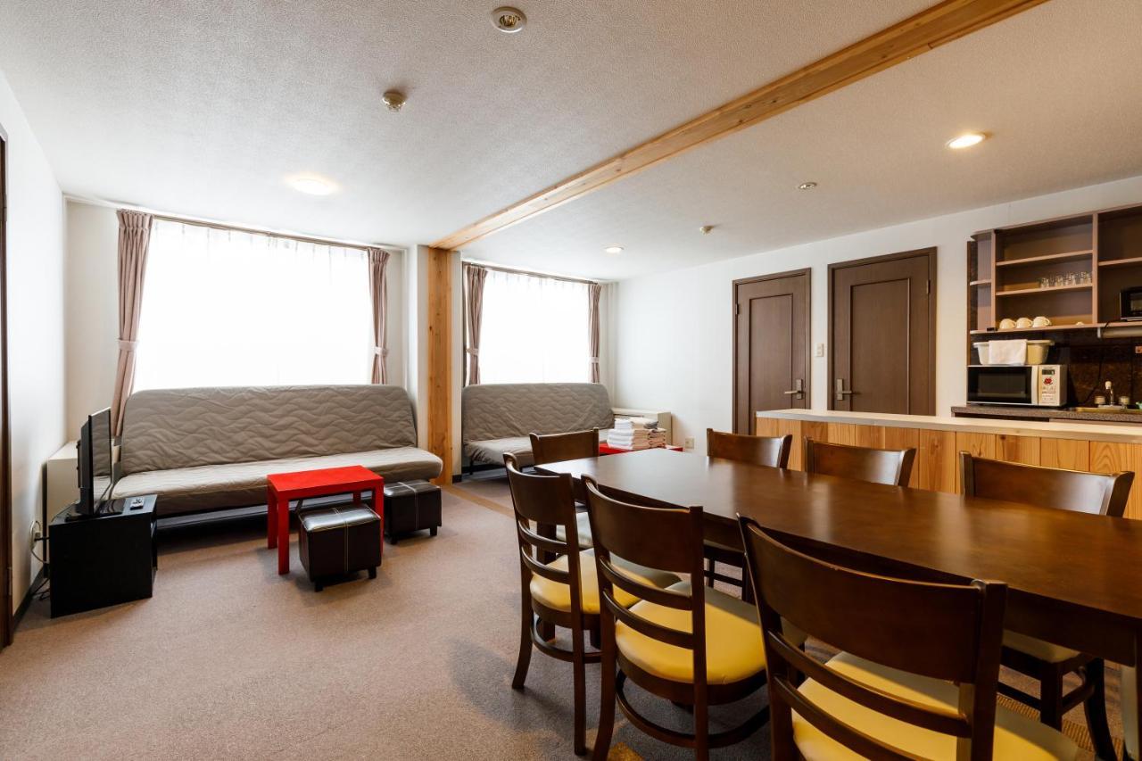 Tabist Condominium Hakuba Goryu Екстер'єр фото