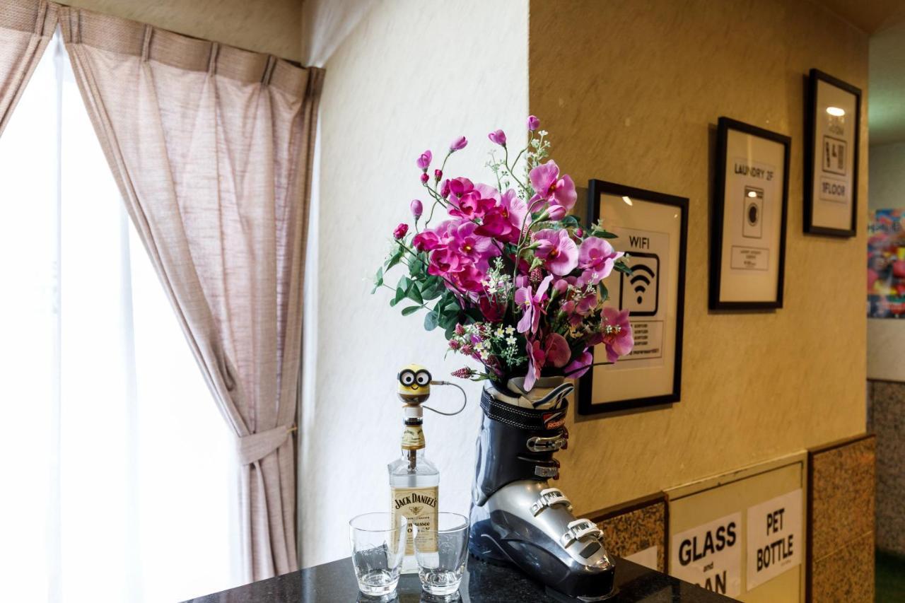 Tabist Condominium Hakuba Goryu Екстер'єр фото